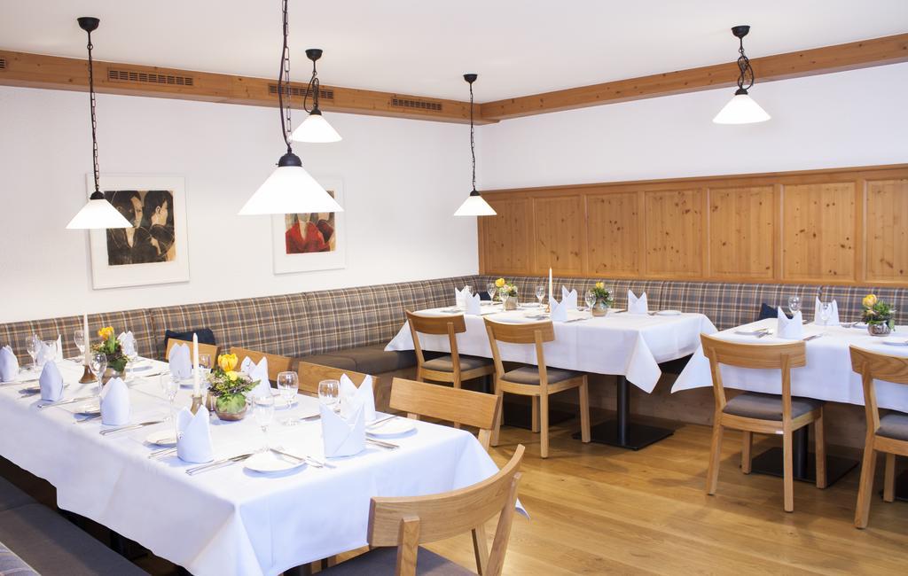 Hirsch Hotel 3*